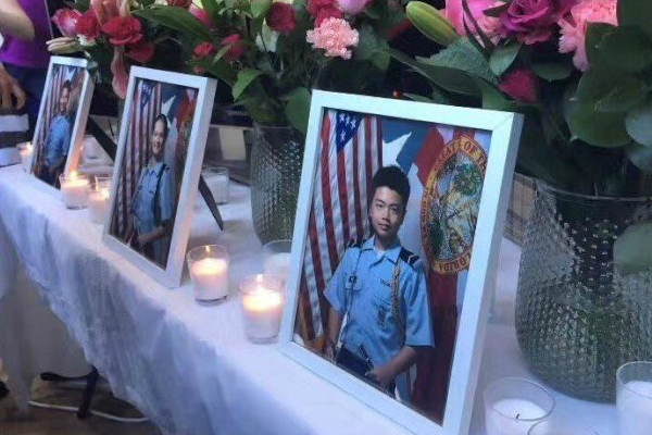 华裔少年为保护同学遭枪杀 将以荣誉军礼安葬