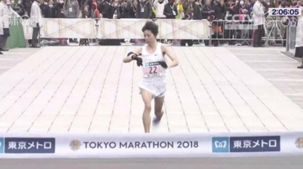 东京马拉松前十6个日本人，他们靠啥跑赢了黑人选手