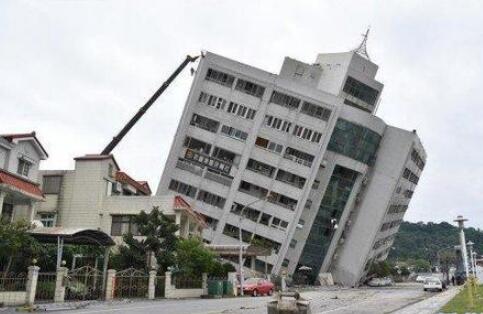 台媒：花莲地震塌楼早有问题 遇难者本可免于一死