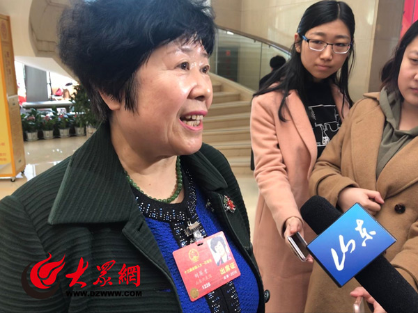 全国人大代表、莱芜市人民医院主任医师刘英才。8日上午，中共中央总书记