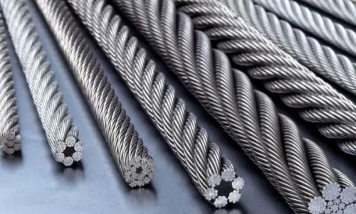 黄晓明自曝拍戏惊魂：钢丝开裂从三楼掉落六根骨头当场骨裂