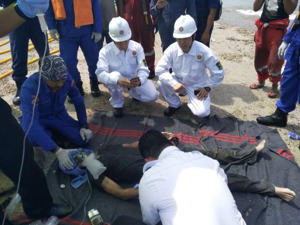 马来西亚翻船事件遇难4人 仍有9名船员失踪