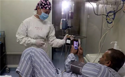 全球首例华人脐带血移植救治的外国非华裔患者康复出院416