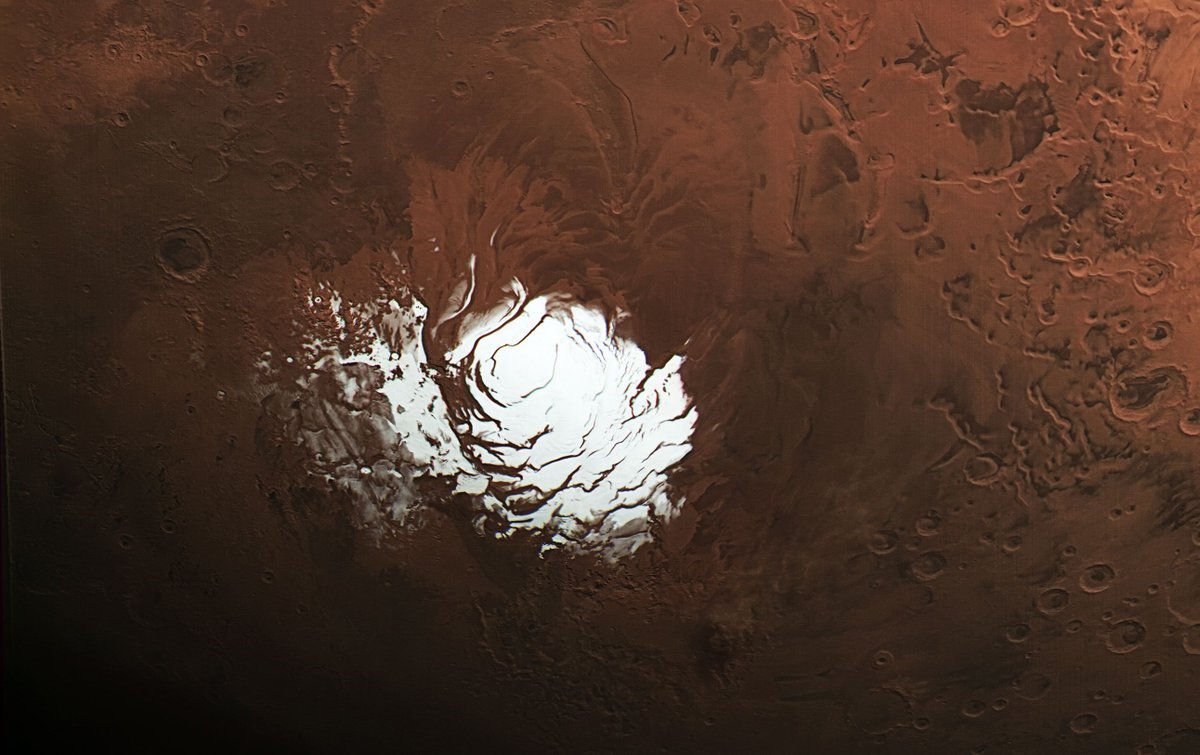 快讯！研究发现：火星上发现了第一个液态水湖
