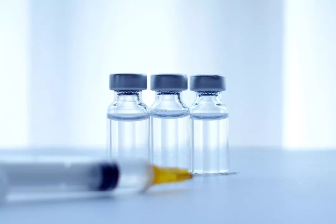 山东疾控中心官员疑试图自杀：曾给问题疫苗打近满分