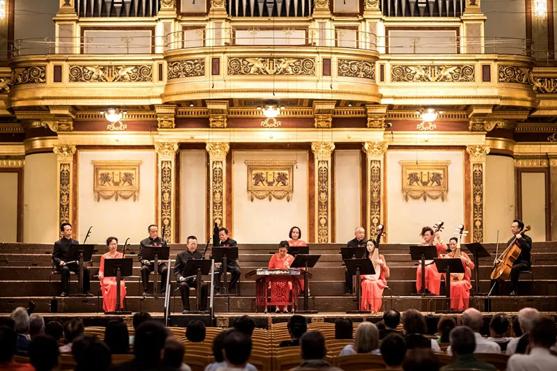 乐山民间音乐亮相维也纳金色大厅,二胡受追棒