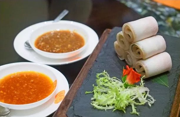 这个城市面积只有32km 米其林餐厅却比香港、