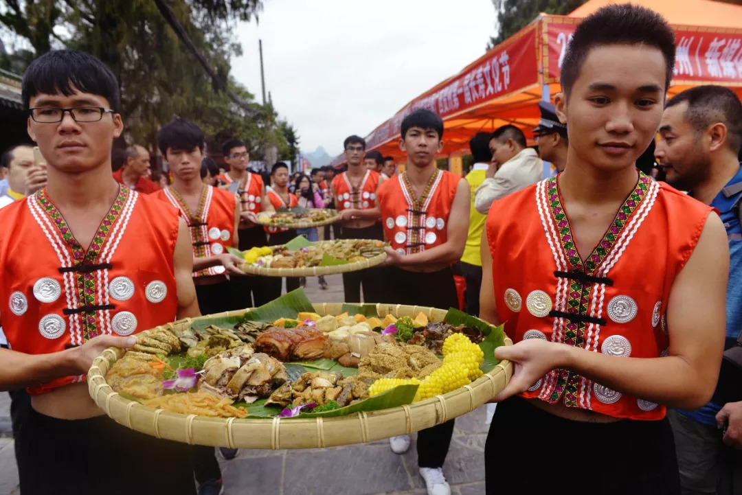 客家人的美味哲学 看见什么就能酿什么!