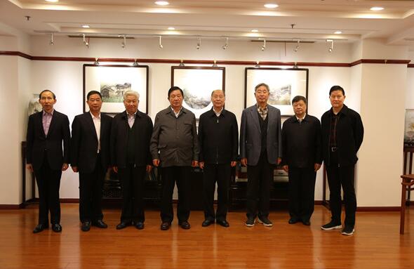 中国国际文化传播中心领导视察上海总部