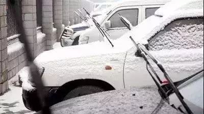 大雪大雾大风！乌鲁木齐气温狂降12℃！棉袄棉裤速穿