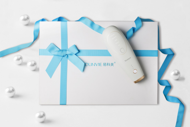 还不开始护肤?96年的哈妮克孜都在抗初老了!_