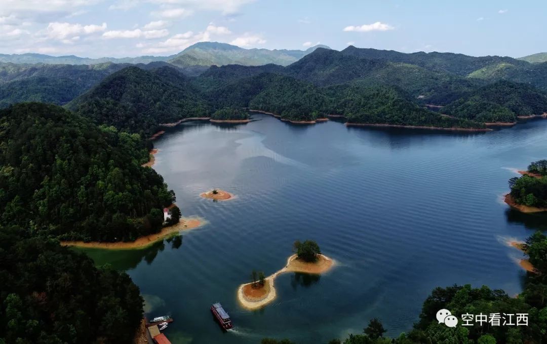 航拍江西赣州阳明湖景区:风姿绰约 烟波浩渺