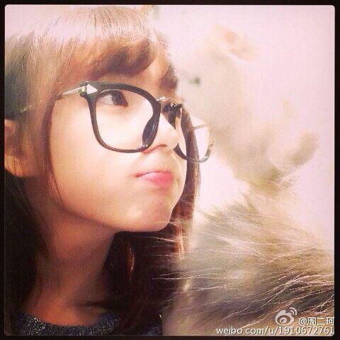 lol小智女友照片曝光~ 孙立人花花郭mini斗鱼T