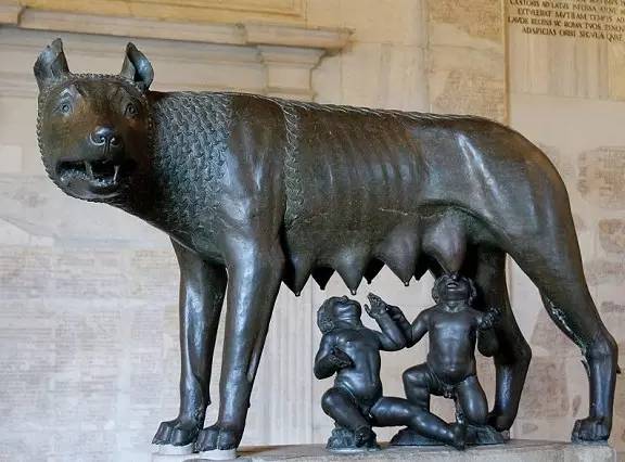 罗马城徽:母狼乳婴雕塑