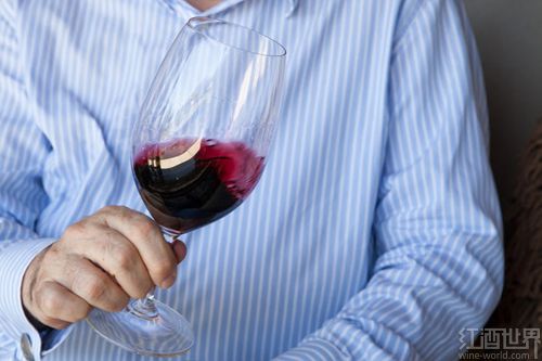 温度、醒酒和转杯,真的可以让葡萄酒更美味吗?