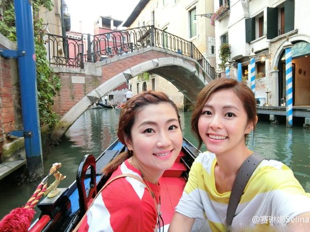 Selina深夜晒照感慨,妹妹一席话让她哭到泪崩