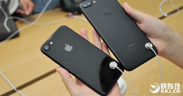 苹果玩大的！新iPhone曝光：要换名叫iPhone X？