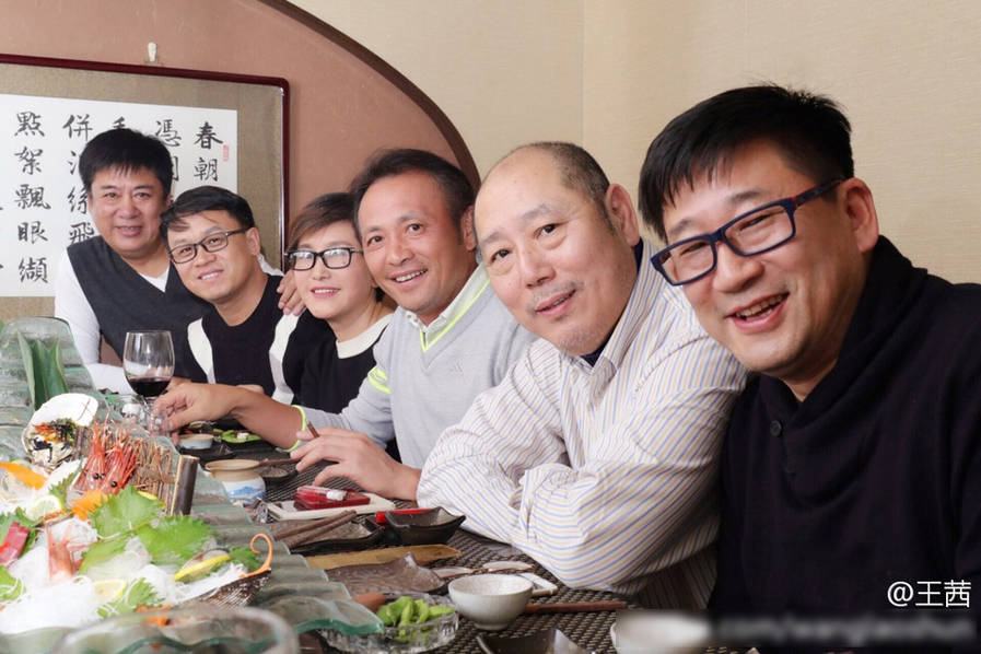 《重案六组》成员重聚 "季洁"王茜晒照引泪奔_海南频道_凤凰网