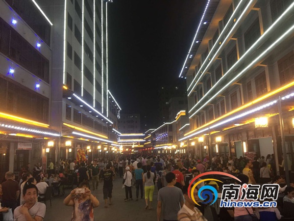 海口福地美食街25日晚上开街 近3万人次逛双创夜市