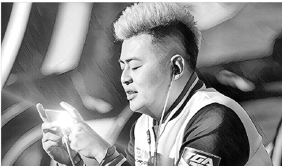 电竞从端游到手游 29岁大龄职业选手重燃旧梦