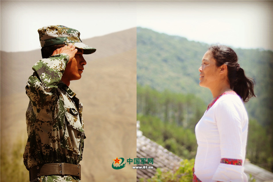 　　张侠在高原向远方的母亲敬礼。（左图摄影/全意 右图摄影/杨寓程）