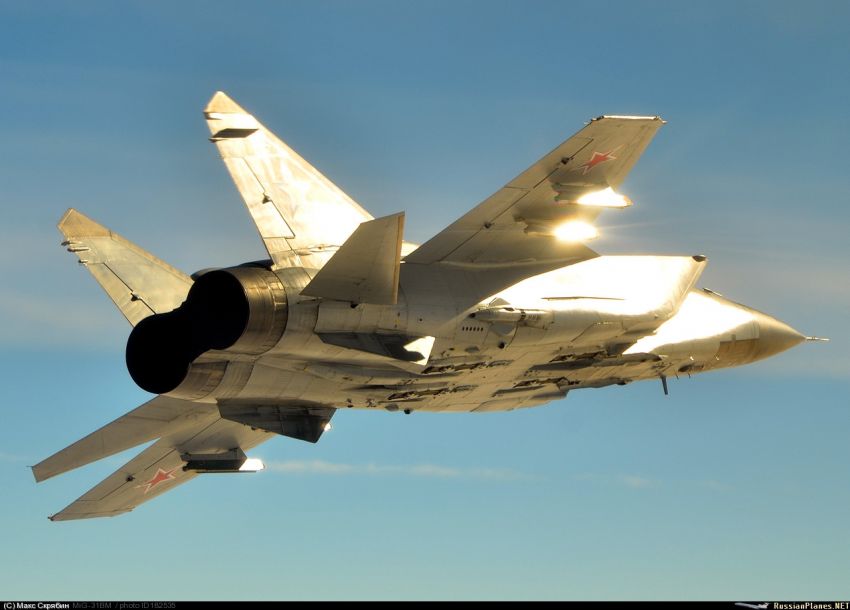 米格-31BM截击机。