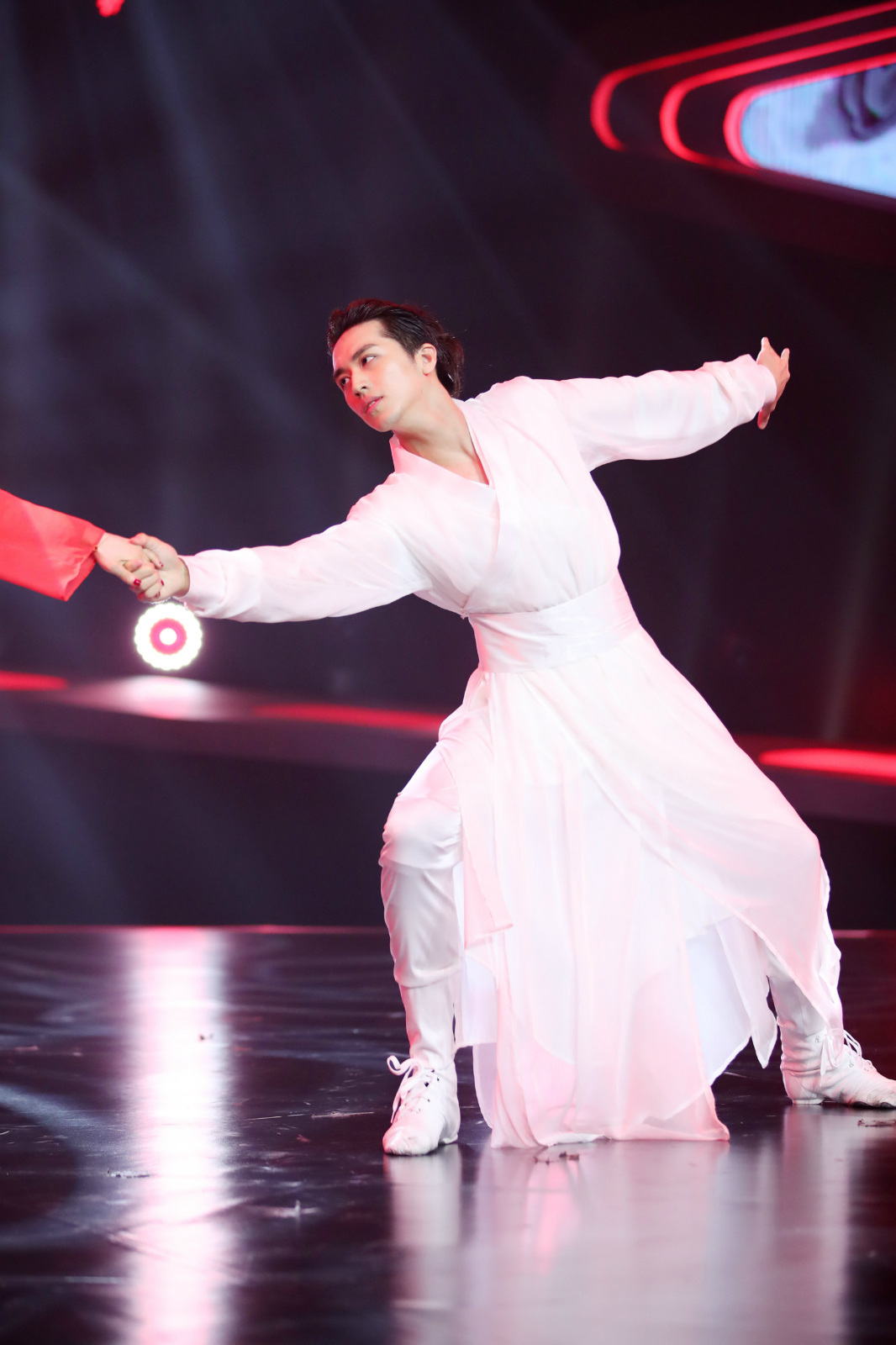 《新舞林大会》