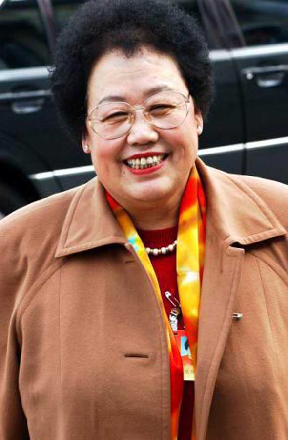 中国女富豪13年浮沉谁是中国最有钱女性