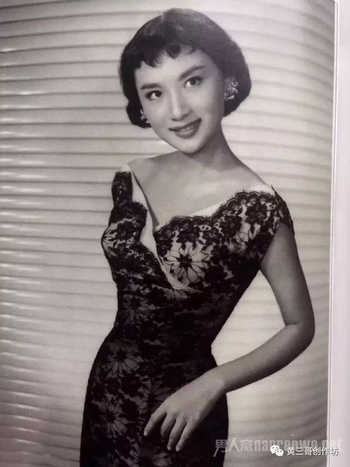 大文豪金庸罗曼史:三次婚姻一个暗恋