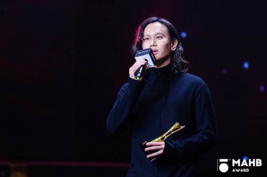 为时代风云加冕第十五届MAHB年度先生盛典礼至京城 为时代风云加冕第十五届MAHB年度先生盛典礼至京城
