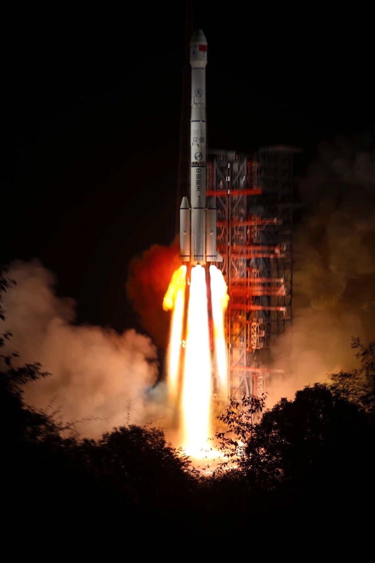 我国在西昌卫星发射中心用长征三号乙运载火箭成功发射嫦娥四号探测器