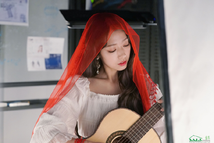 《阿罕布拉宫的回忆》好不好看不重要 女主的