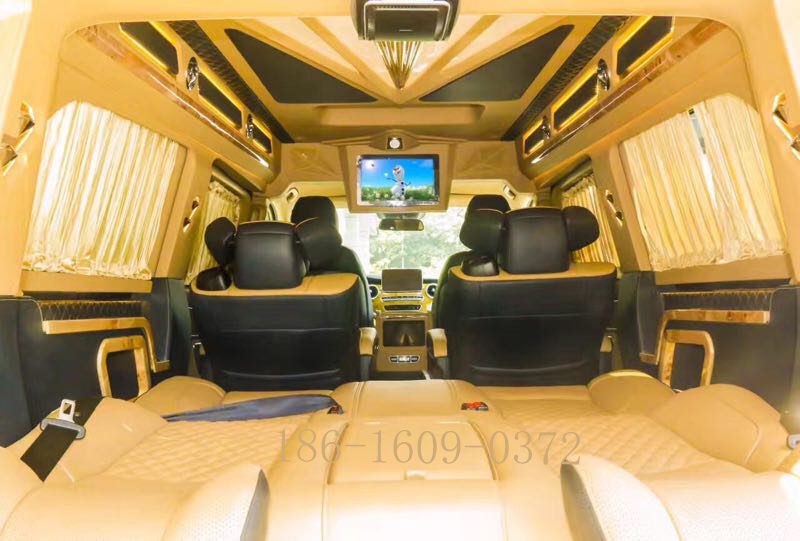 湖州奔驰V260内饰改装商务车配置及价钱 高经理 ：19967484301