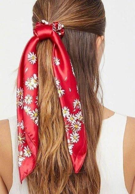 学关晓彤绑个红丝带过年吧这款喜庆发型一定要收