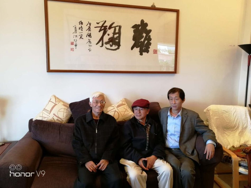 以异常沉痛的心情讣告：二十多天以前为了了解韦政通先生拜访的庄耀郎教授今天过世了！！！