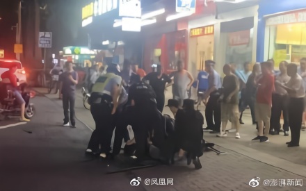 广州惠州市场砍人事件嫌疑人系醉酒滋事已被警方控制 目击者：他边跑边砍