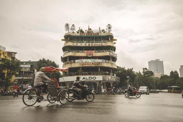 父亲的日记本里封存了哪些往事 | 春天读诗父亲节特辑