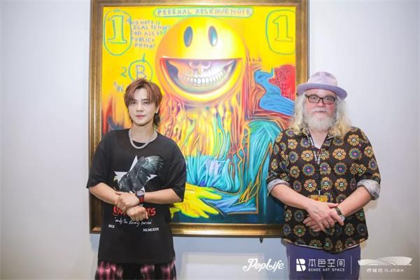 全球首展深圳首次！罗志祥现身街头艺术教父Ron English新作大展