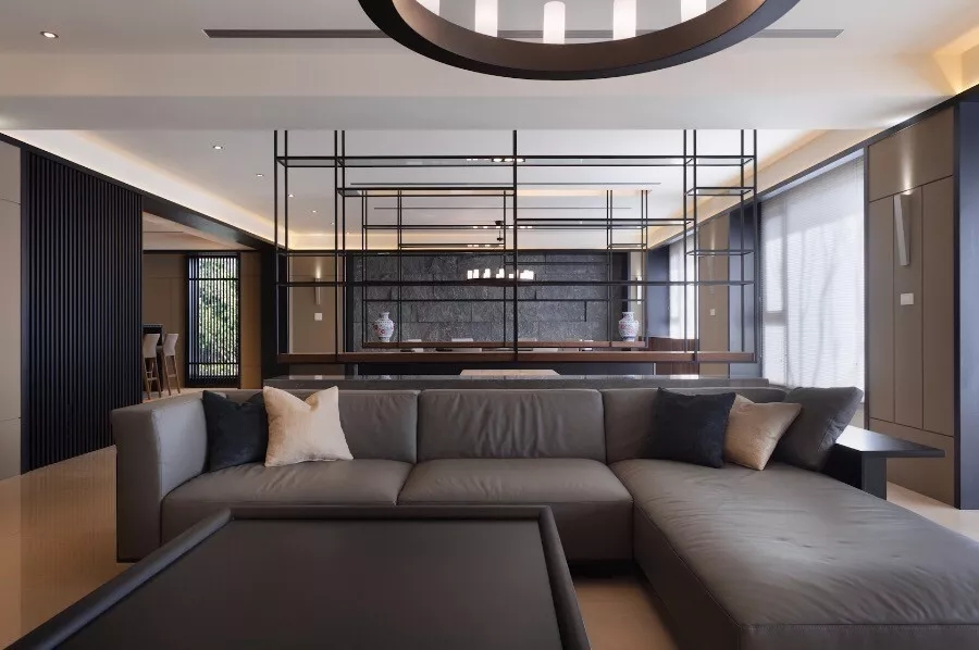 家里布局不合理？别砸墙建墙了，用隔断！