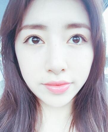 体操美女晒大脸自毁形象网友你是纯天然的图