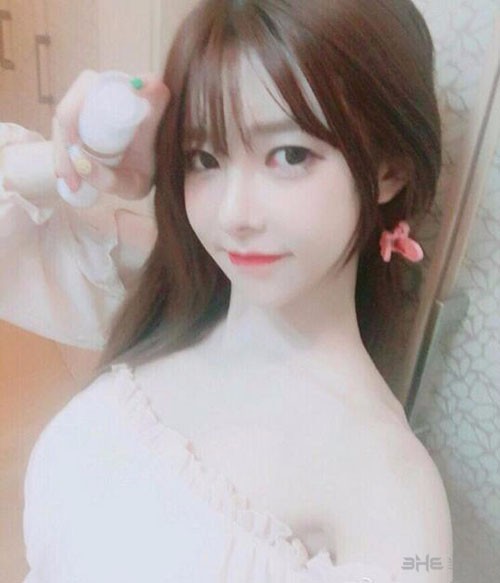 韩国女主播bj阿英私房照曝出:身材火爆