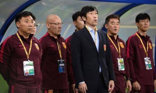 关注高洪波辞职一事,不如在意他辞职所说的话