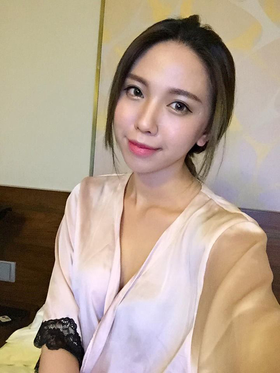 林奈奈也经常在facebook上"秀恩爱",晒出男朋友.