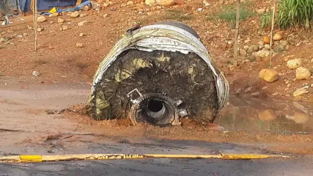 不明飞行器坠落缅甸 残骸带有中文