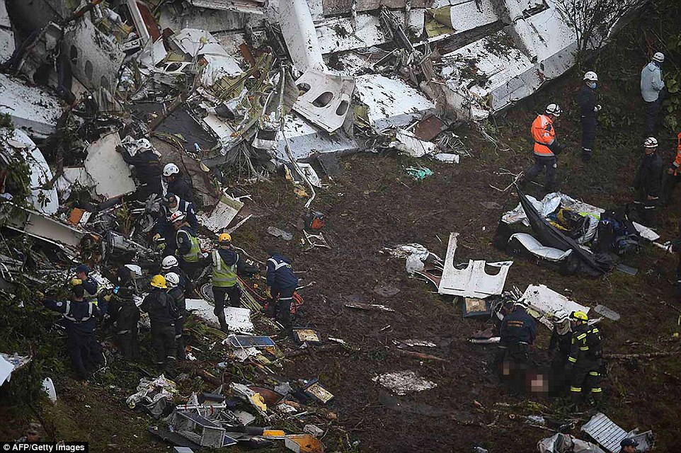 飞机失事人员死亡照片图片