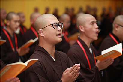 深圳弘法寺与尼泊尔中华寺三坛大戒法会正授沙弥戒
