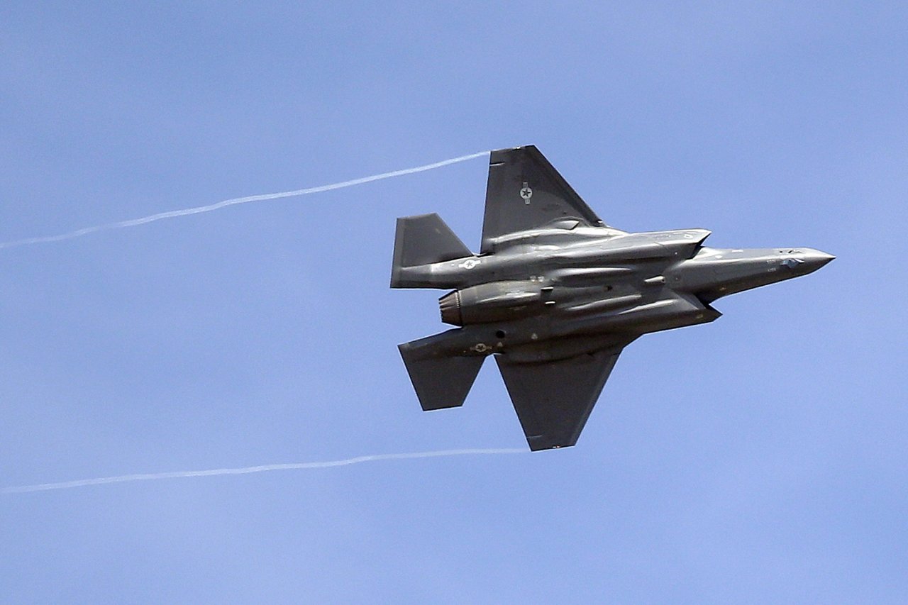 f-35战斗机达成新协议 特朗普多花了1.28亿美元_凤凰财经