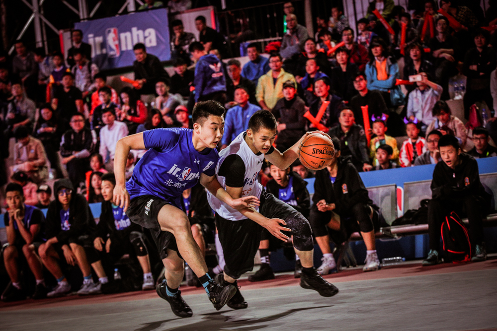 北京四中男篮夺取初中组桂冠 安德玛成jr.nba合作伙伴