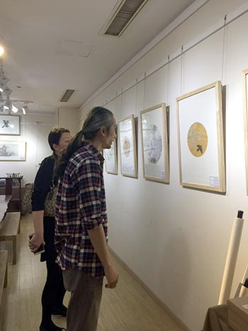 “解语•花前”——程万里、丁勤伉俪作品联展南京开幕_手机凤凰网