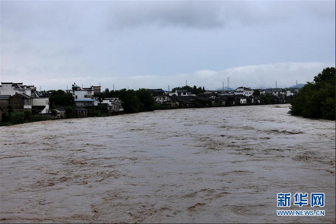安徽黄山遭遇强降雨